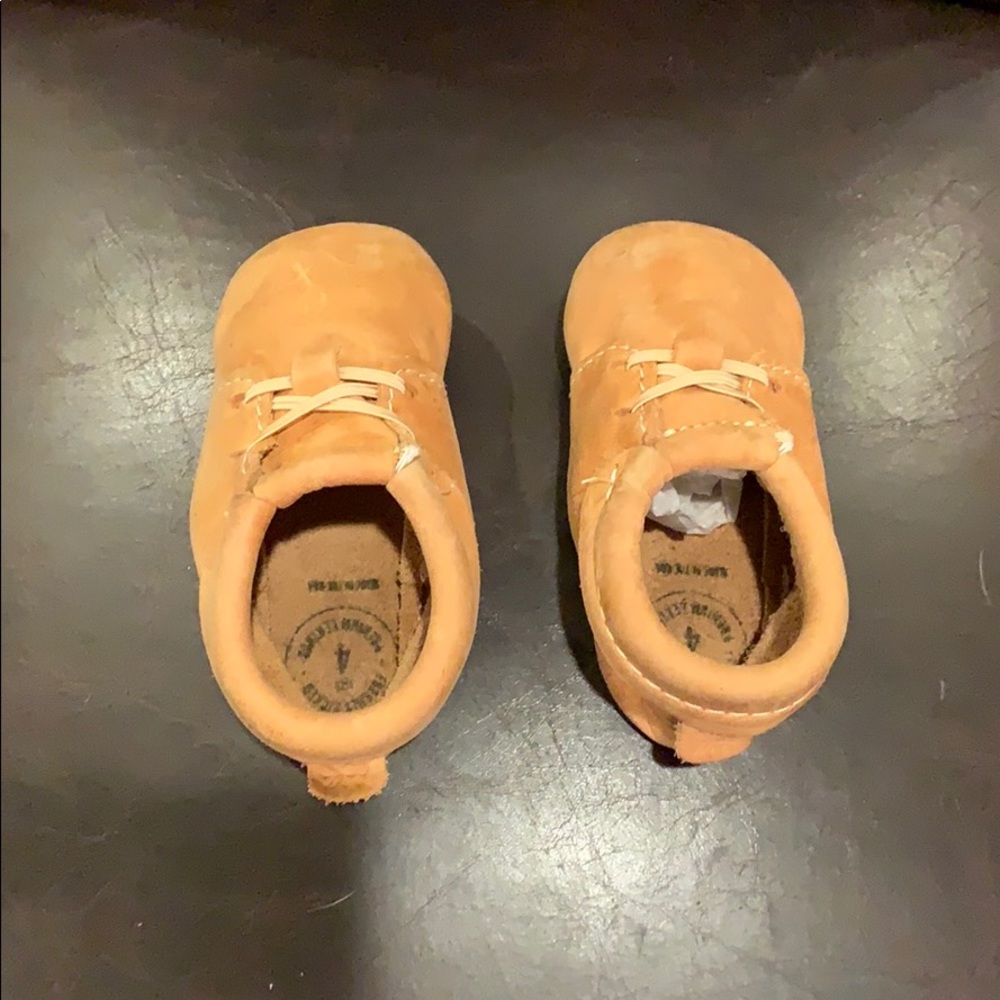 Freshly Picked Leather Oxfords Size 4